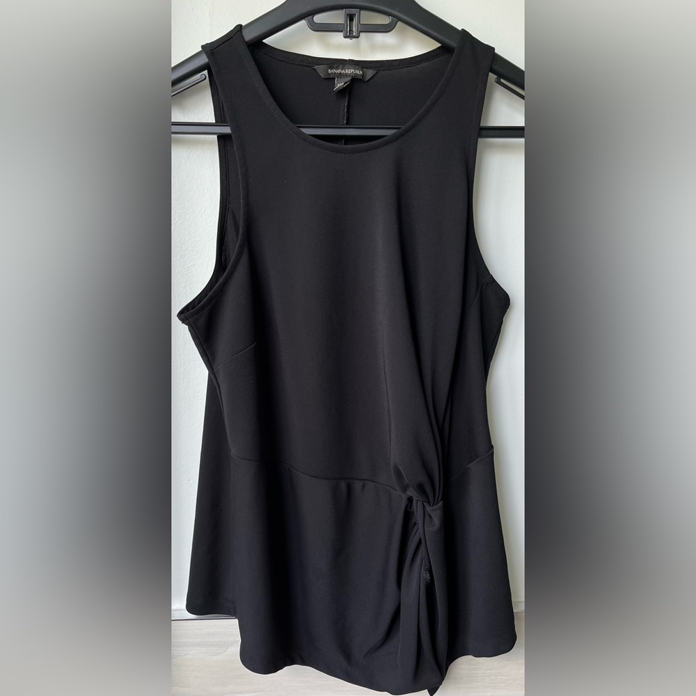 Banana Republic Black Asymmetrical Front Knot Tank Top